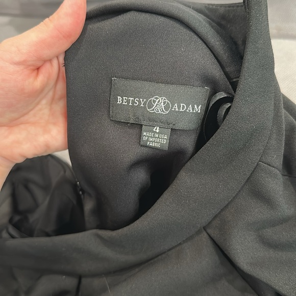 Betsy & Adam Black Ruched Sheath Dress sleeveless - Picture 6 of 10